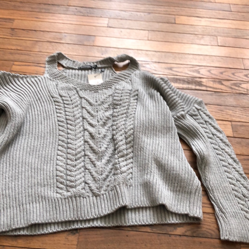 Grey sweater